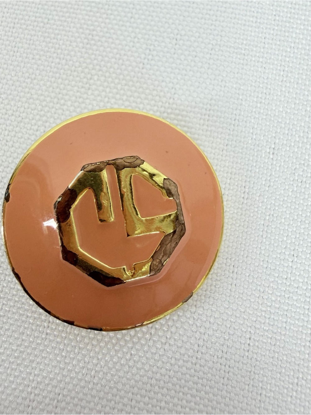 St. John Buttons Gold & Peach Set of 6 & Brand Tag - Picture 10 of 11